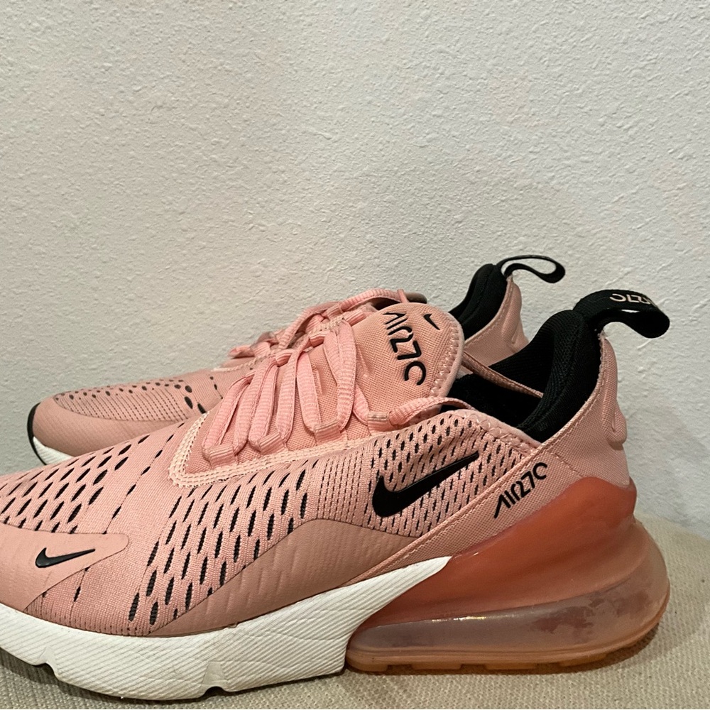 Nike Air Max 270 Coral and Black Sneakers
